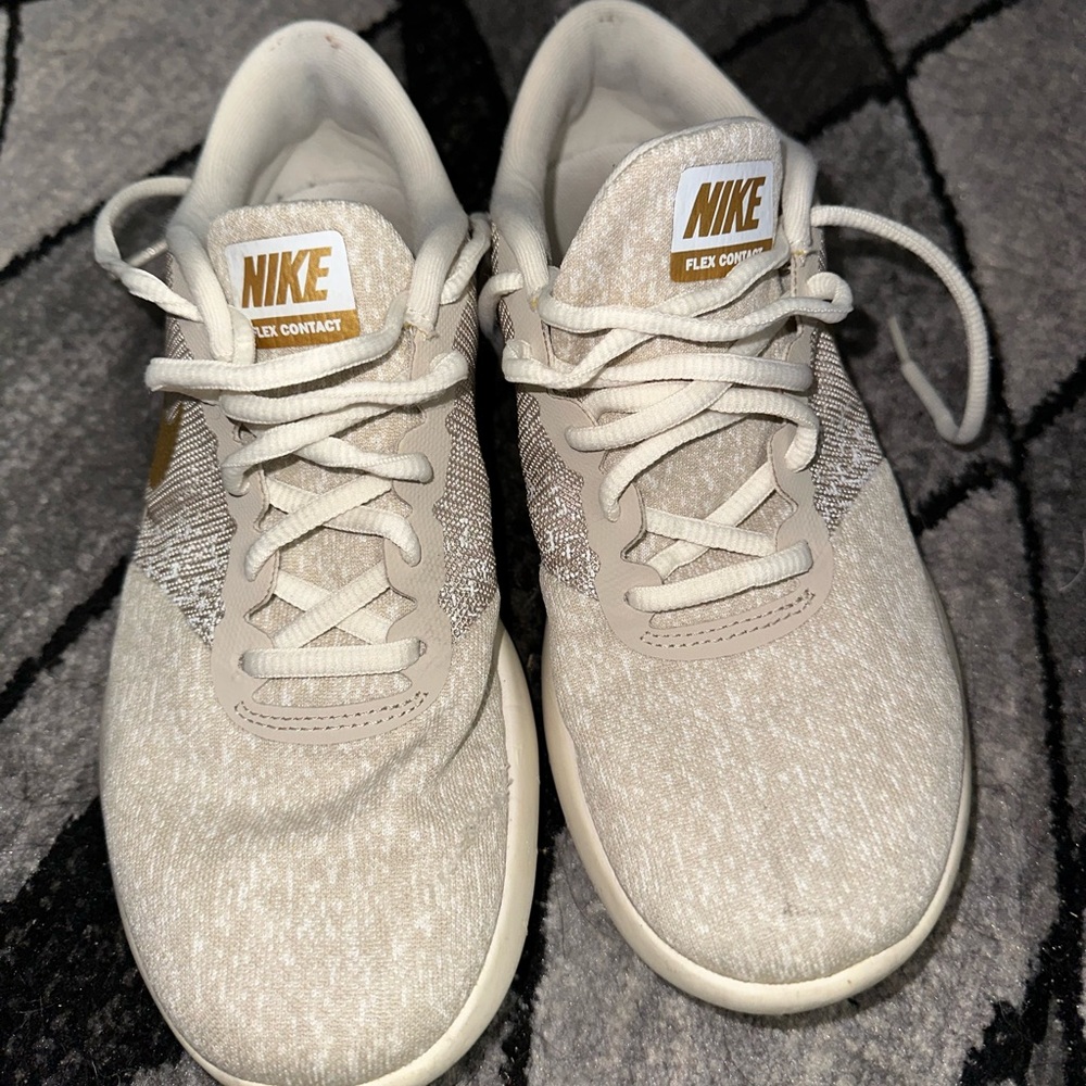 Women’s Light Cream Flex Contact